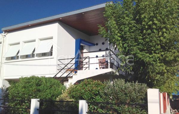 Maison années 50 avec piscine 300 m de la plage de Foncillon
