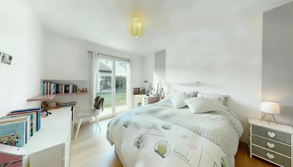 Maison Bassussarry 6 pièces, 4 chambres 149 m2 avec piscine