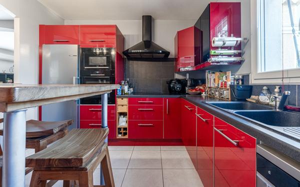 Maison à vendre    6 pièces •  Codognan