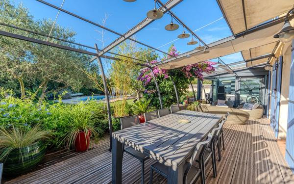 Maison à vendre    6 pièces •  Codognan