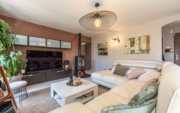 Maison à vendre    6 pièces •  Codognan