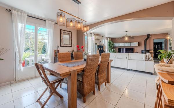 Maison à vendre    6 pièces •  Codognan