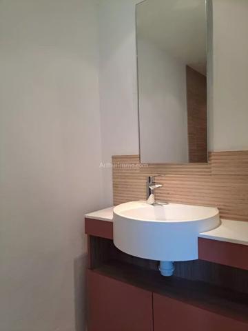Location                                                      Appartement
                        
                     3 pièces                      85 m2                     à Salernes
