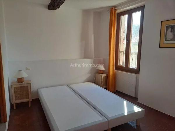 Location                                                      Appartement
                        
                     3 pièces                      85 m2                     à Salernes
