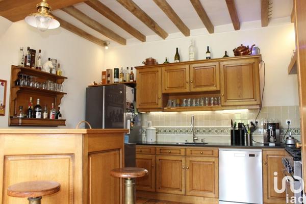 Maison 9 pièces de 400 m² à Seiches-sur-le-Loir (49140)