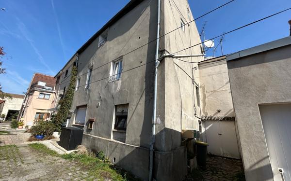 Appartement à vendre    2 pièces • 33,61 m2 Le Plessis-Bouchard