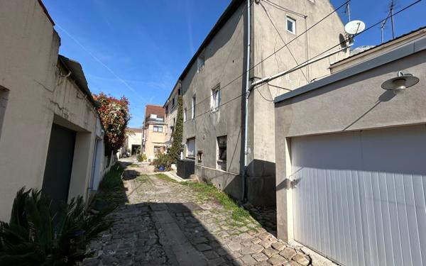 Appartement à vendre    2 pièces • 33,61 m2 Le Plessis-Bouchard