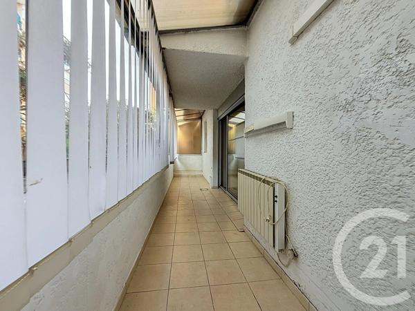 Appartement Studio à vendre  1 pièce - 31 m 2   ST RAPHAEL  - 83