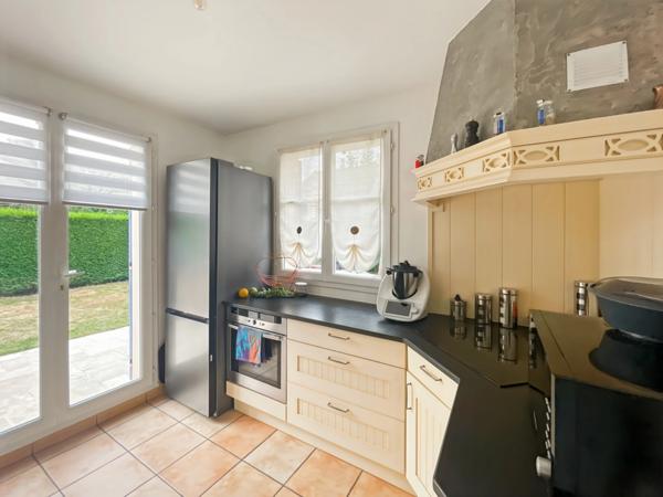 Maison coup de coer à vendre 4 pièces PLAISIR (78) - Maison récente, 3 chambres avec DOUBLE GARAGE- secteur calme et recherché