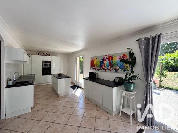 Maison à vendre 5 pièces 150 m² Rochefort-en-Yvelines