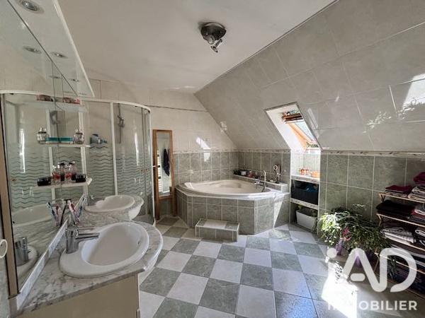 Maison à vendre 5 pièces 150 m² Rochefort-en-Yvelines