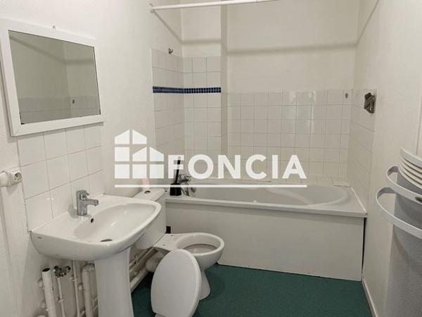 Location Appartement 3 pièces 55.84 m² - 48 RUE D'ARTOIS Lille 59000