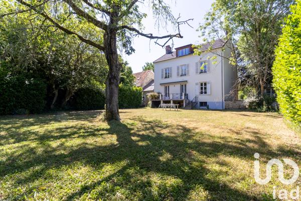 Maison à vendre 8 pièces 300 m² Guignes