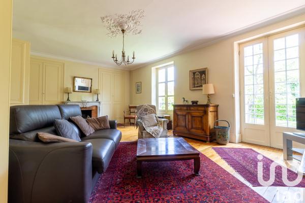 Maison à vendre 8 pièces 300 m² Guignes