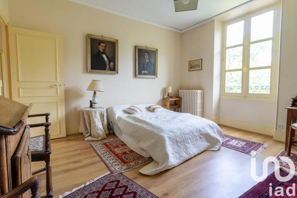 Maison à vendre 8 pièces 300 m² Guignes