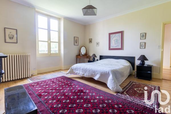 Maison à vendre 8 pièces 300 m² Guignes