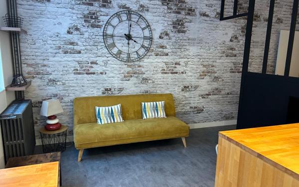 Appartement à louer    1 pièce •  Paris 15