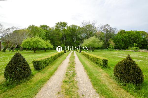 Splendide château 17/18e au Sud du Périgord – 57 hectares., BERGERAC