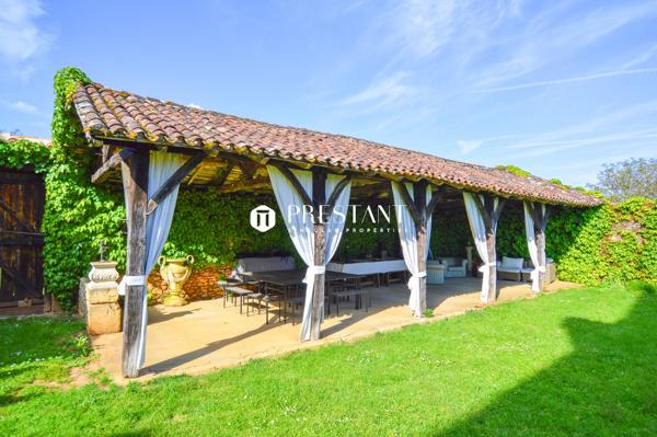 Splendide château 17/18e au Sud du Périgord – 57 hectares., BERGERAC