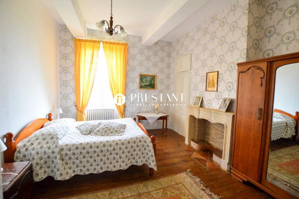 Splendide château 17/18e au Sud du Périgord – 57 hectares., BERGERAC