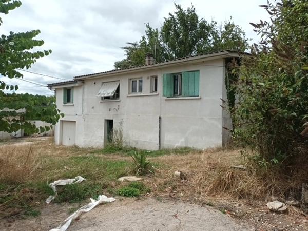 Maison à rénover Clairac, au calme