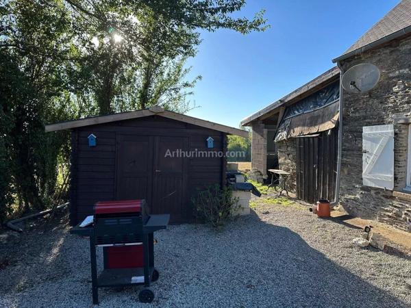 Vente                                                      Maison
                        
                     3 pièces                      65 m2                     à Saint-Hervé