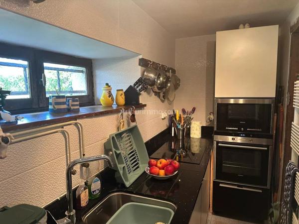 Vente                                                      Maison
                        
                     3 pièces                      65 m2                     à Saint-Hervé