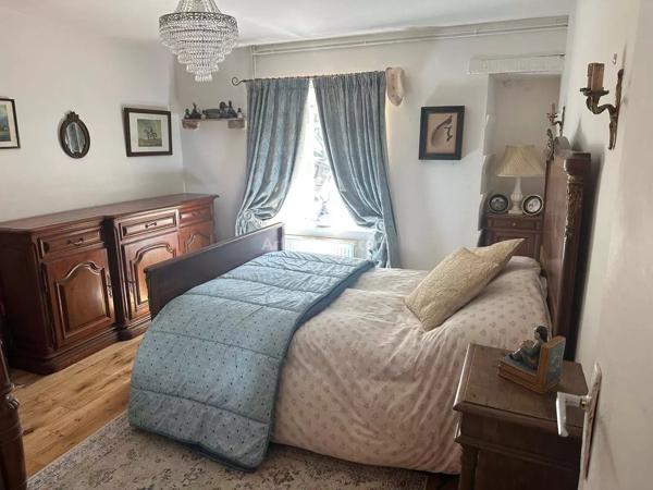 Vente                                                      Maison
                        
                     3 pièces                      65 m2                     à Saint-Hervé