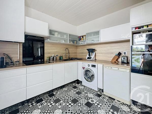 Appartement à vendre  4 pièces - 95,22 m 2   CHATOU  - 78