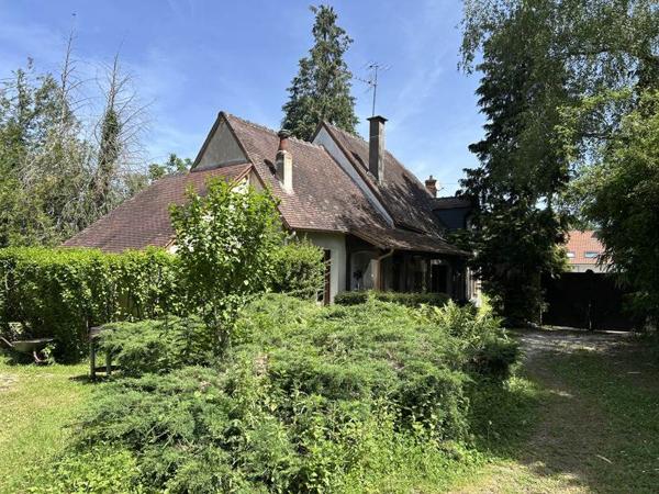 Maison 176 714 € Vierzon 5 p 102 m² DPE E
