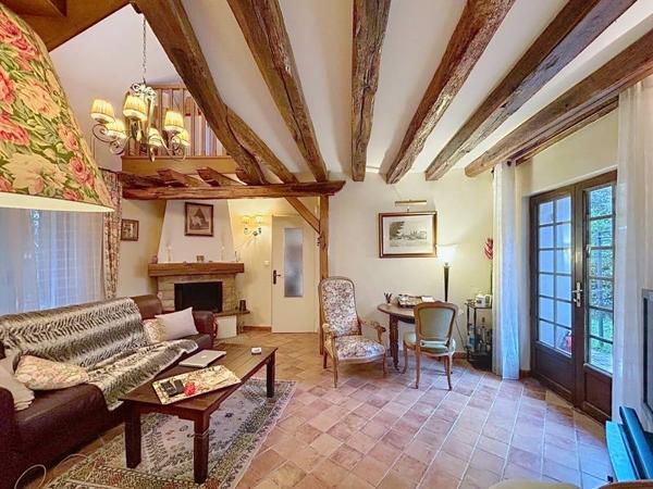 Maison 176 714 € Vierzon 5 p 102 m² DPE E