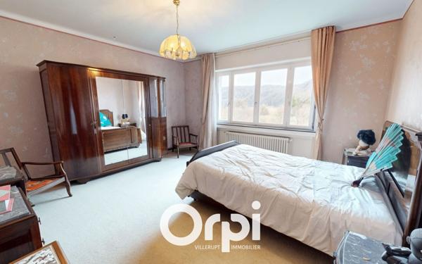 Maison à vendre    5 pièces •  Mont-Saint-Martin