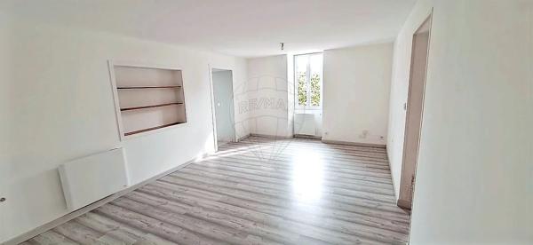 Maison 2 chambre(s) à louer - Le Mung, Charente-Maritime - 17