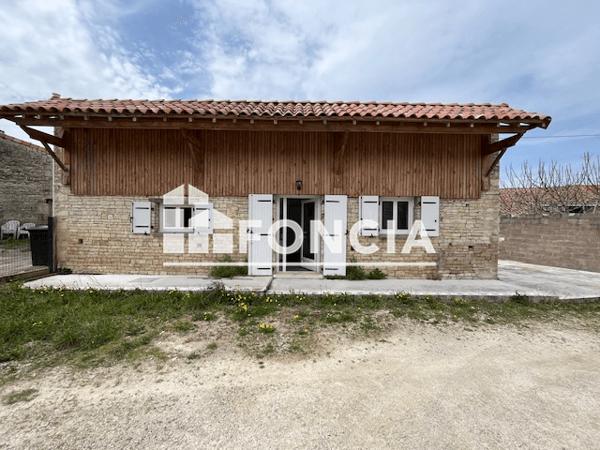 Location Maison 2 pièces 37.26 m² - 1128 ROUTE DE L'AIGUILLE Coulgens 16560