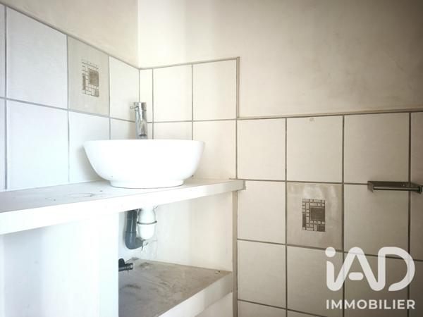 Maison à vendre 6 pièces 130 m² Roannes-Saint-Mary