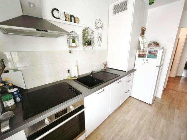 HAUTS-PAVÉS, Belle rénovation pour ce T3 avec ascenseur et box fermé !