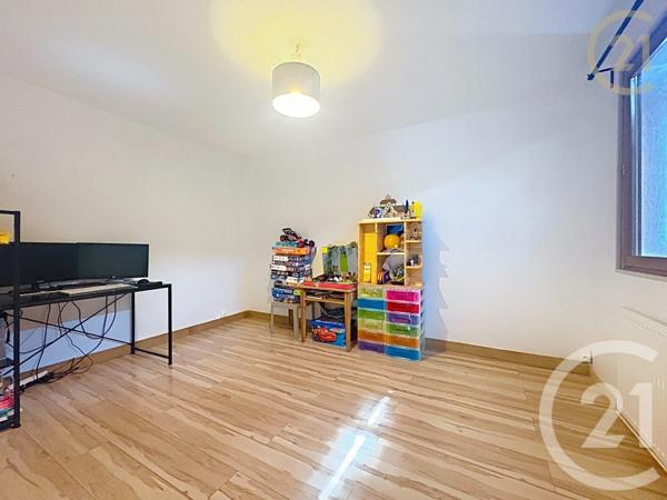 Maison à vendre  4 pièces - 73,43 m 2   MORET LOING ET ORVANNE  - 77