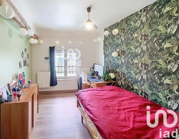 Maison rustique 5 pièces de 114 m² à Saussay (28260)