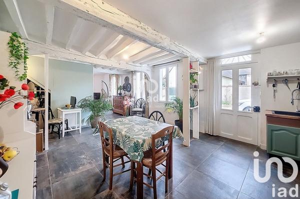 Maison rustique 5 pièces de 114 m² à Saussay (28260)