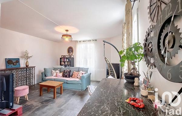 Maison rustique 5 pièces de 114 m² à Saussay (28260)