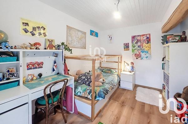 Maison rustique 5 pièces de 114 m² à Saussay (28260)