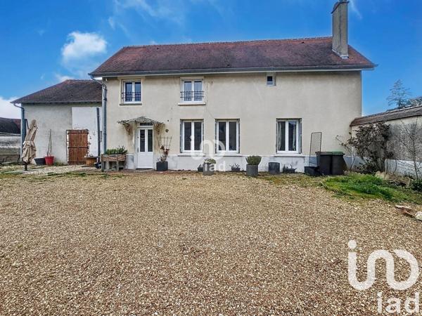 Maison rustique 5 pièces de 114 m² à Saussay (28260)