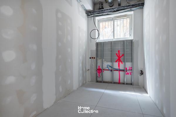 LES OLIVES - IMMEUBLE A USAGE COMMERCIAL - 530m2 Marseille (13013)