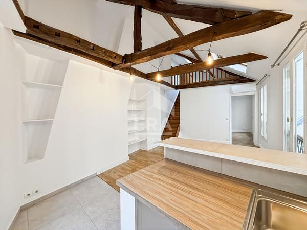Charmant appartement rénové avec climatisation et poutres apparentes