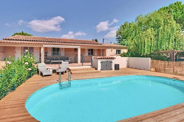 A VENDRE ! EN EXCLUSIVITE - Maison Vidauban 5 pièces - Terrain 1298m2- Piscine- Terrasse- Garage