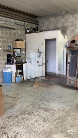 Location local d’activité 500 m² Chilly-Mazarin
