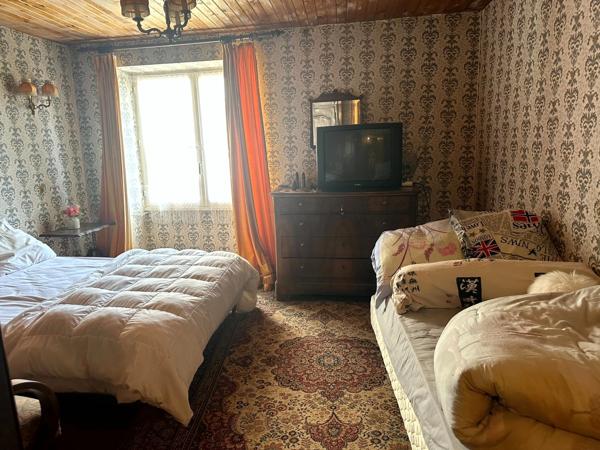 Maison familiale à vendre à Vitteaux – 127 m² – 4 chambres – Jardin – Garage – À 40 min de Dijon