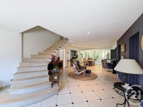 Maison à vendre  6 pièces - 265 m 2   CHARTRES  - 28