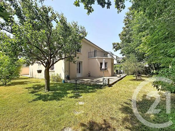 Maison à vendre  6 pièces - 265 m 2   CHARTRES  - 28