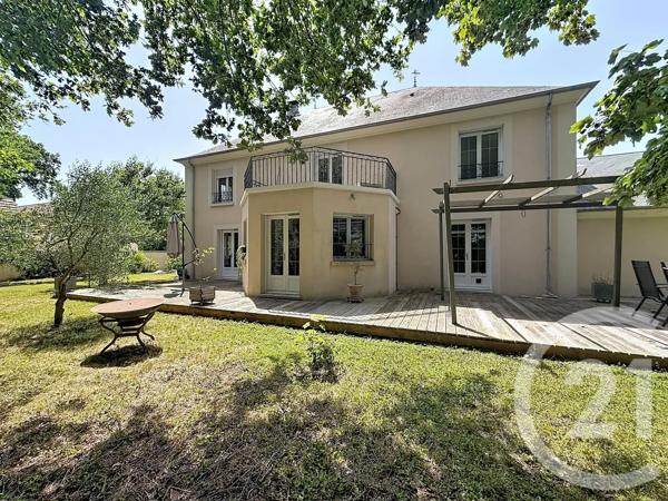 Maison à vendre  6 pièces - 265 m 2   CHARTRES  - 28